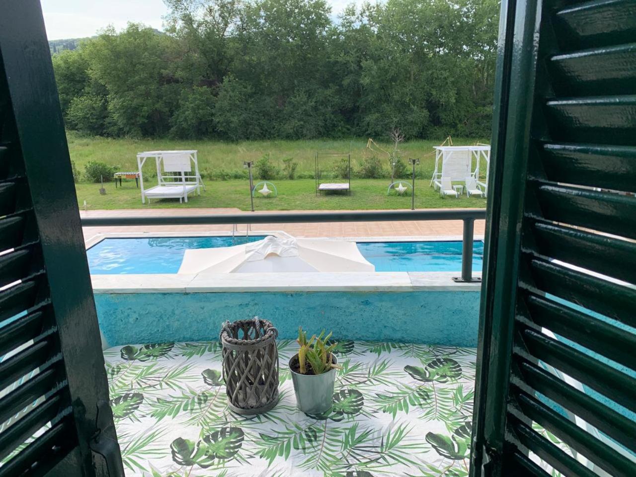 Aparthotel Michael'S Garden à Sidárion Extérieur photo